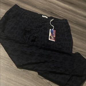 Old Navy Floral Pants color Navy